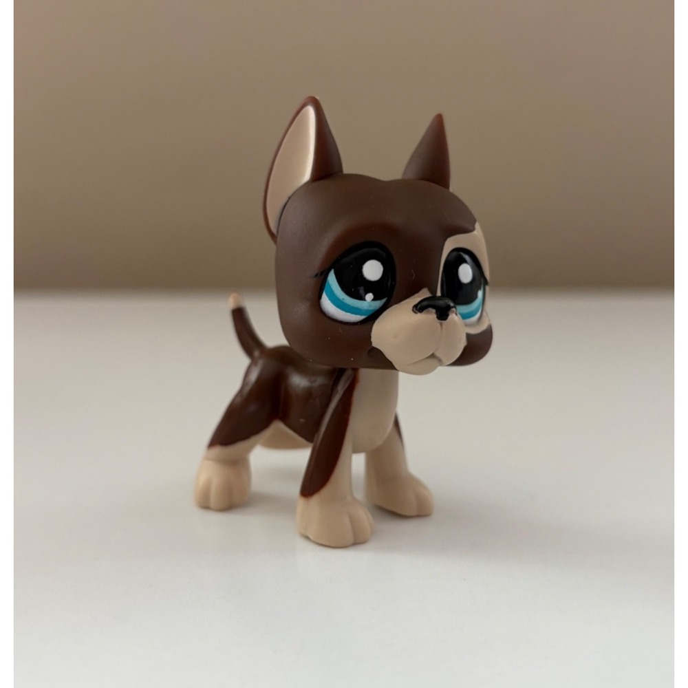 Littlest Pet Shop Great Dane #817 Brown Tan Hasbro Authentic 2009 Blue Dot Eyes